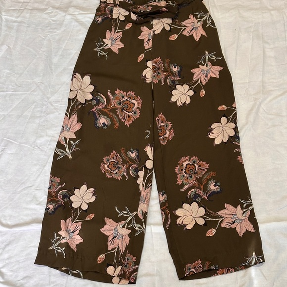 Floral Women's Pants - Picture 3 of 7